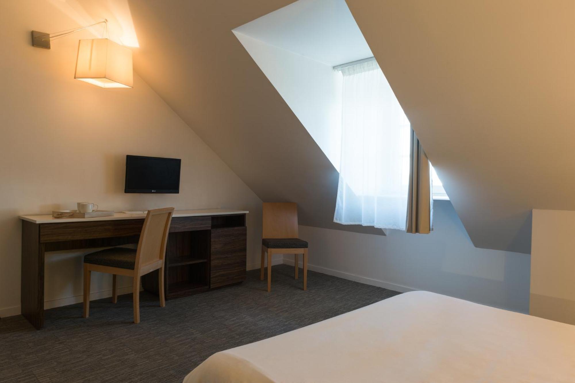 The Originals City, Hotel Le Coeur D'Or, Sedan Est Douzy Εξωτερικό φωτογραφία